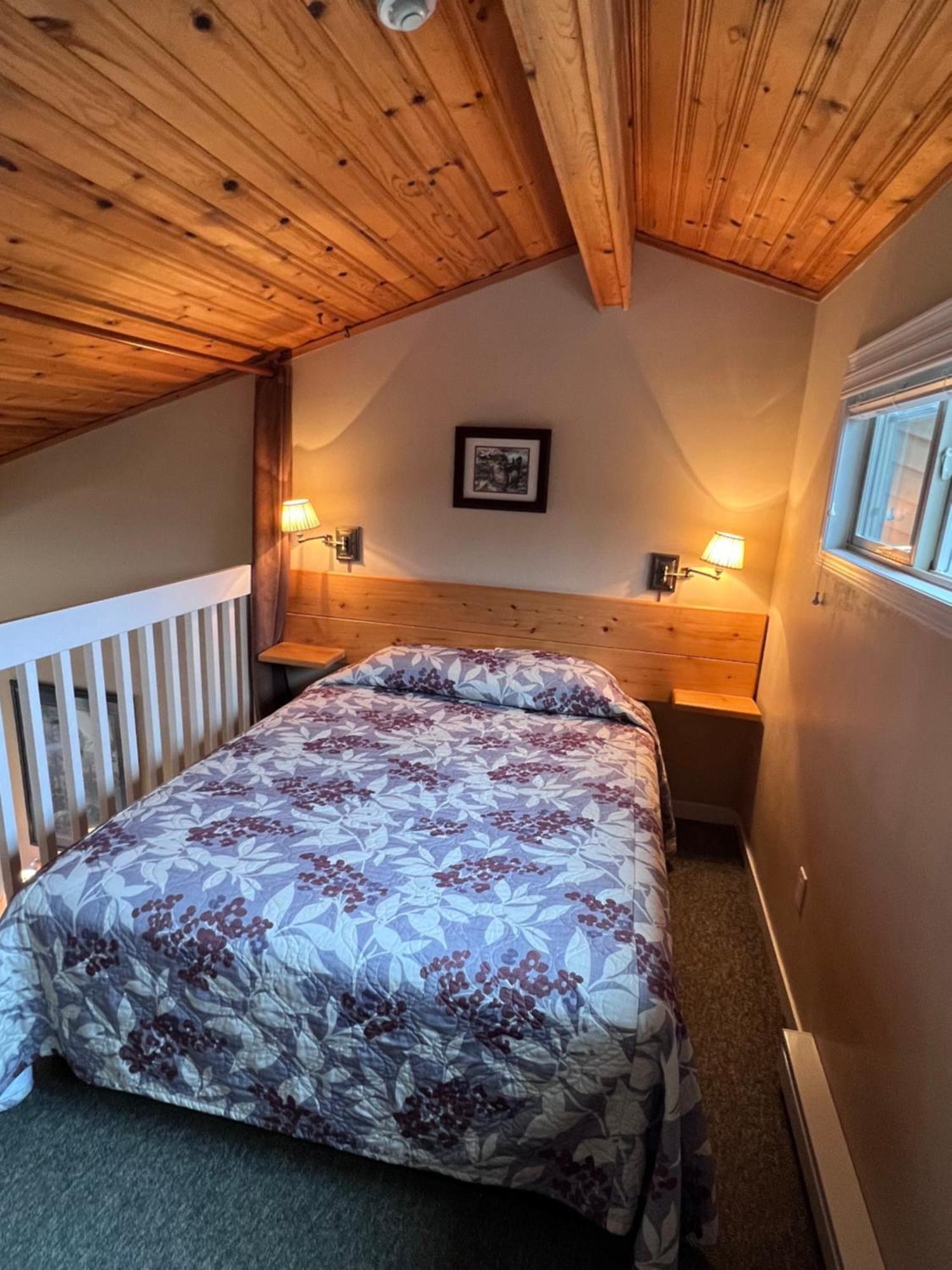 Shorewater Resort Qualicum Beach Esterno foto
